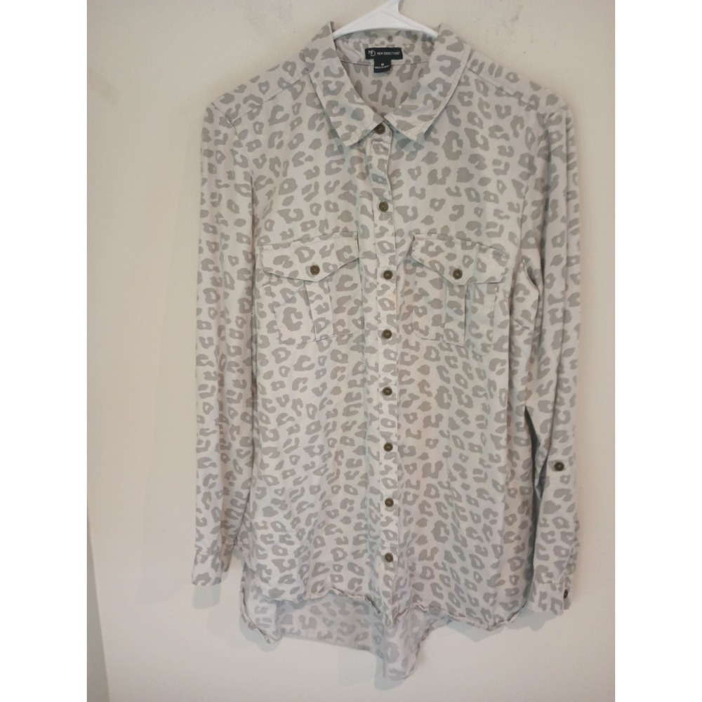 New Directions Gray Leopard Print Shirt Womens M Long Sleeve Button Down Y2K